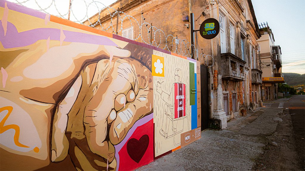 Arte Completa no Muro do Sobrado Centro Cultural